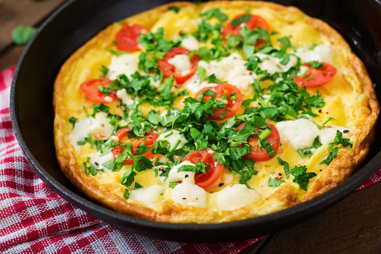 foto da receita Omelete de tomate com queijo minas