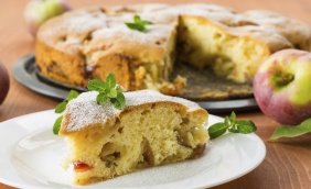 foto da receita Bolo integral com frutas e castanhas