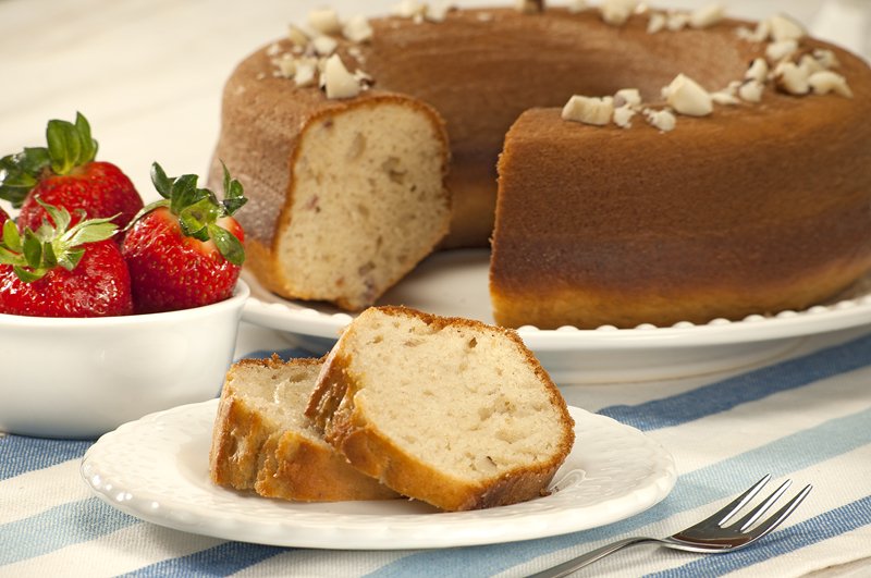 foto da receita Bolo de frutas vermelhas e castanhas