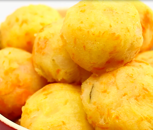 foto da receita Bolinho de batata com cenoura