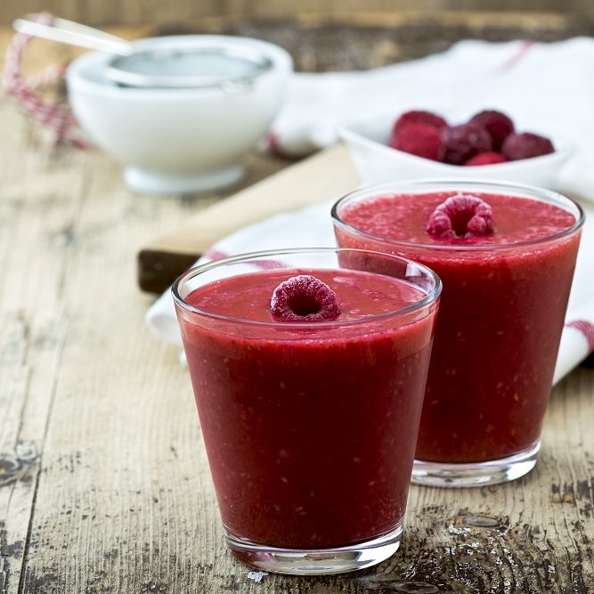 foto da receita Smoothie de frutas vermelhas com suco de laranja