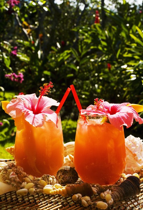 foto da receita Suco detox de gengibre,   cardamomo e hibisco