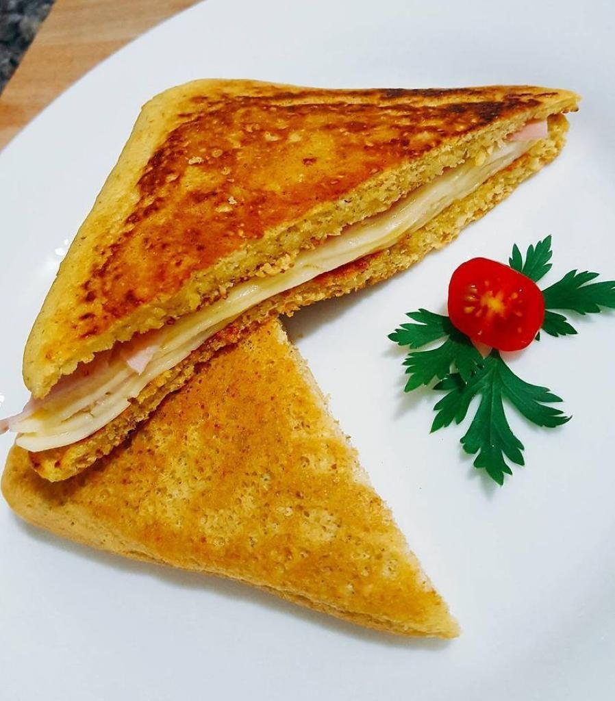 foto da receita Pãozinho de 90 segundos na frigideira ou micro-ondas da Chef Izabel