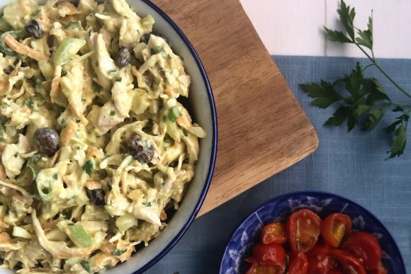 foto da receita Salpicão de frango,   abacate e ervas da Chef Izabel