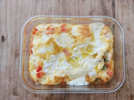 foto da receita Omelete de forno com queijo minas